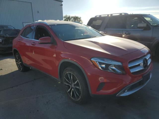 WDCTG4EB5HJ280699 - 2017 MERCEDES-BENZ GLA 250 RED photo 4