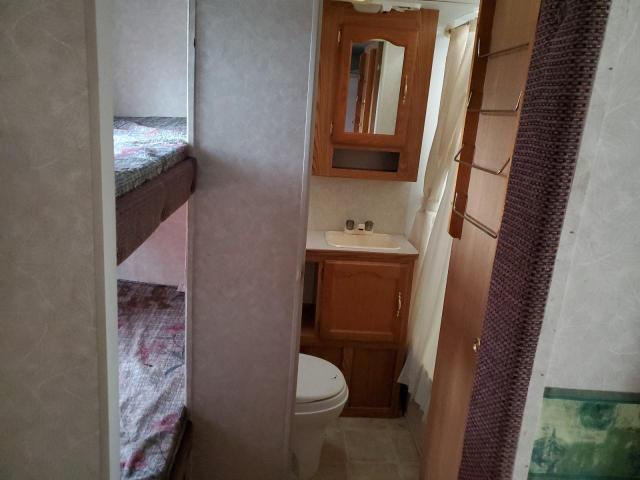 4X4TSME204Y292615 - 2004 SALM FOREST RIV WHITE photo 6