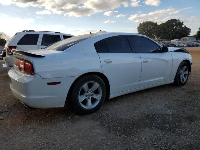 2C3CDXBGXDH545942 - 2013 DODGE CHARGER SE WHITE photo 3