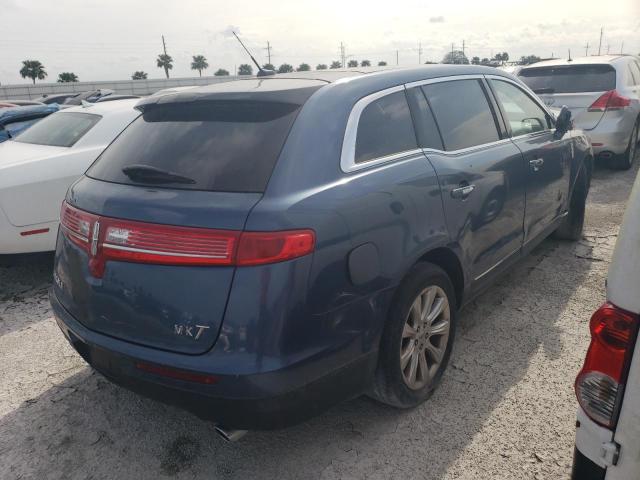 2LMHJ5FK3JBL01111 - 2018 LINCOLN MKT BLUE photo 3