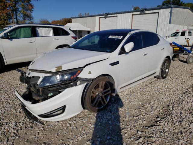 5XXGR4A63DG094510 - 2013 KIA OPTIMA SX WHITE photo 1