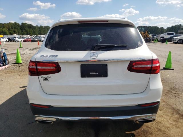 WDC0G4JB2JV015021 - 2018 MERCEDES-BENZ GLC 300 WHITE photo 6