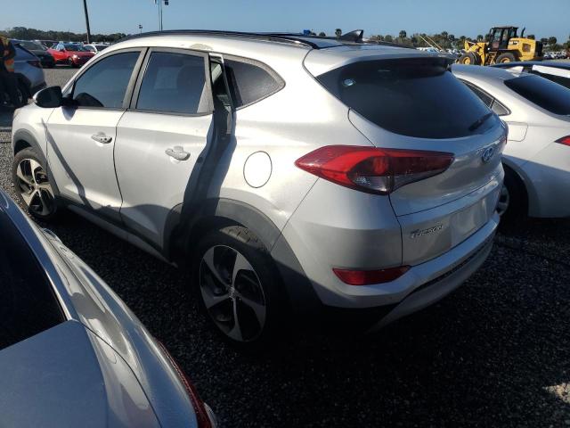 KM8J33A24JU690774 - 2018 HYUNDAI TUCSON VALUE SILVER photo 2