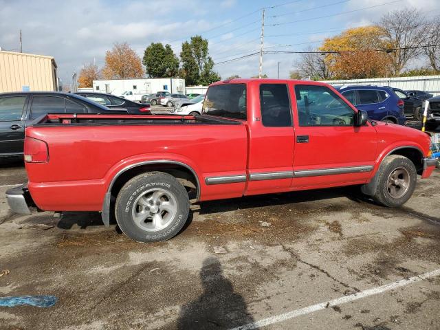 1GCCS19WX28110417 - 2002 CHEVROLET S TRUCK S10 RED photo 3