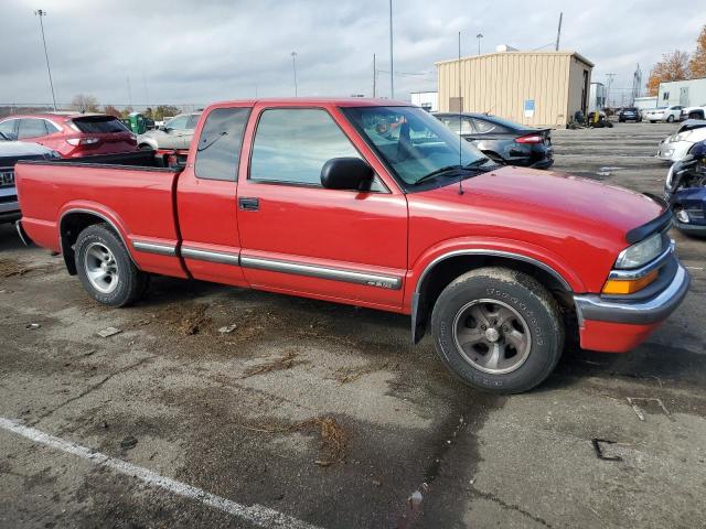 1GCCS19WX28110417 - 2002 CHEVROLET S TRUCK S10 RED photo 4