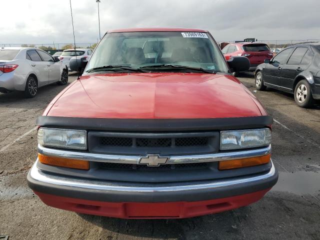 1GCCS19WX28110417 - 2002 CHEVROLET S TRUCK S10 RED photo 5