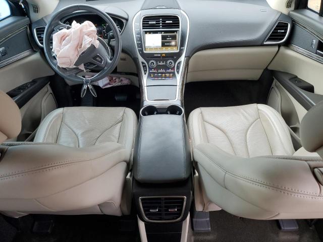 2LMPJ6LR0JBL35509 - 2018 LINCOLN MKX RESERVE Schwarz Foto 8