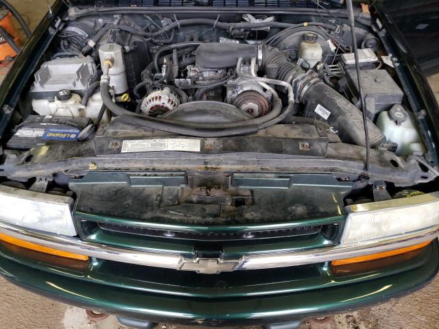 1GNDT13X93K149837 - 2003 CHEVROLET BLAZER GREEN photo 11