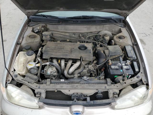 1Y1SK52831Z422730 - 2001 CHEVROLET GEO PRIZM BASE SILVER photo 11