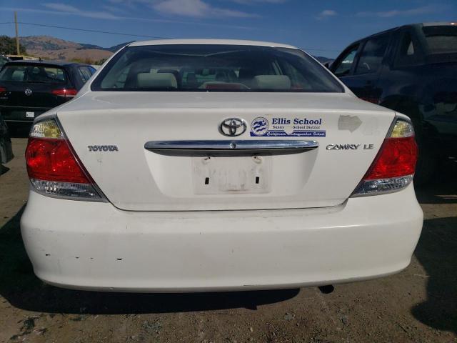 4T1BE32K85U430137 - 2005 TOYOTA CAMRY LE WHITE photo 6