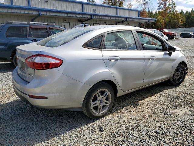 3FADP4BJ1KM117201 - 2019 FORD FIESTA SE SILVER photo 3