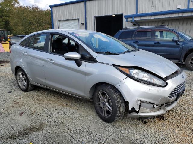 3FADP4BJ1KM117201 - 2019 FORD FIESTA SE SILVER photo 4