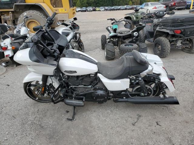 1HD1KH714RB623360 - 2024 HARLEY-DAVIDSON FLTRX 白色 照片 3