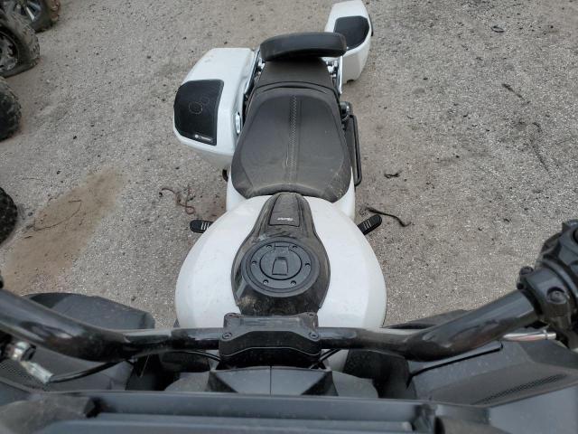 1HD1KH714RB623360 - 2024 HARLEY-DAVIDSON FLTRX 白色 照片 5