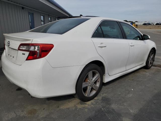 4T1BF1FK2DU709724 - 2013 TOYOTA CAMRY L WHITE photo 3