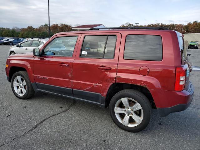 1C4NJRFB8CD624450 - 2012 JEEP PATRIOT LATITUDE RED photo 2