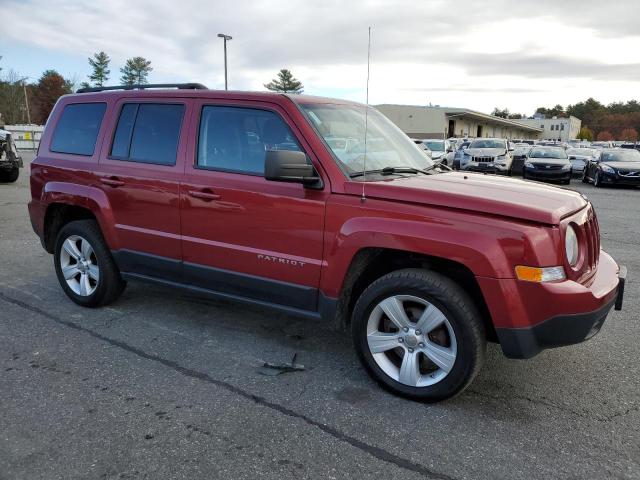 1C4NJRFB8CD624450 - 2012 JEEP PATRIOT LATITUDE RED photo 4