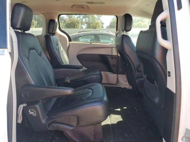 2C4RC1BG7HR540669 - 2017 CHRYSLER PACIFICA TOURING L WHITE photo 10
