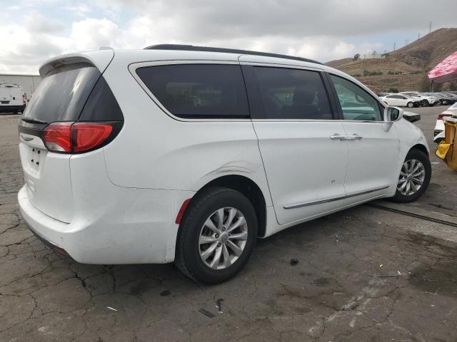 2C4RC1BG7HR540669 - 2017 CHRYSLER PACIFICA TOURING L WHITE photo 3