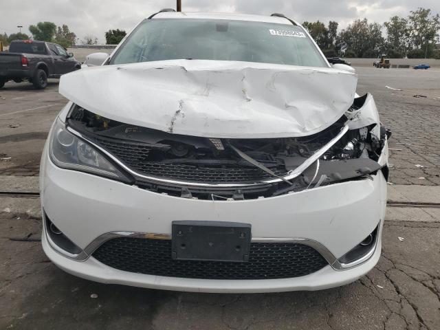 2C4RC1BG7HR540669 - 2017 CHRYSLER PACIFICA TOURING L WHITE photo 5