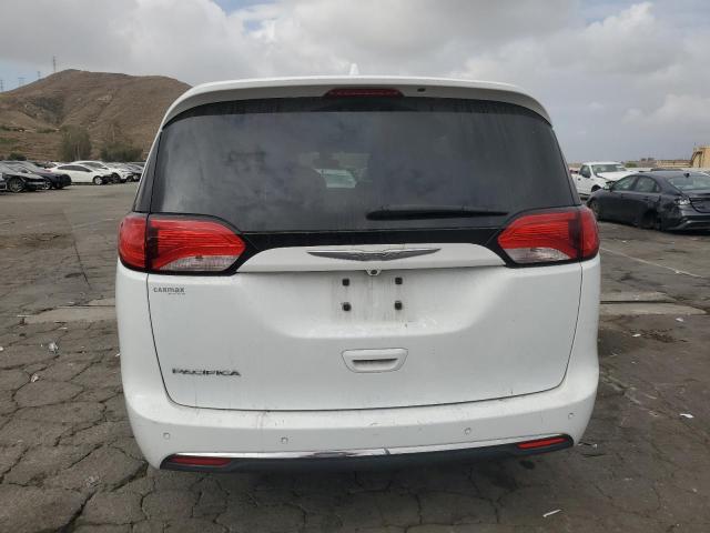 2C4RC1BG7HR540669 - 2017 CHRYSLER PACIFICA TOURING L WHITE photo 6