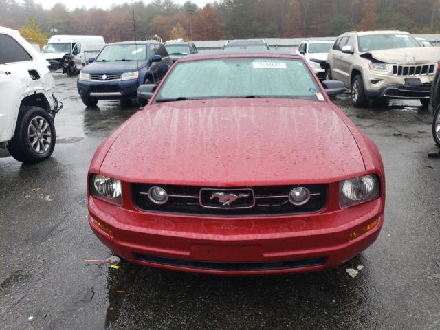 1ZVHT84N565165162 - 2006 FORD MUSTANG RED photo 5