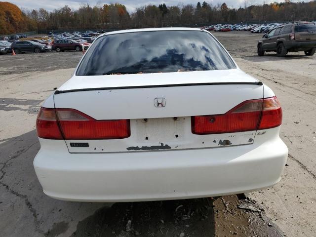 1HGCG665XXA118156 - 1999 HONDA ACCORD LX WHITE photo 6