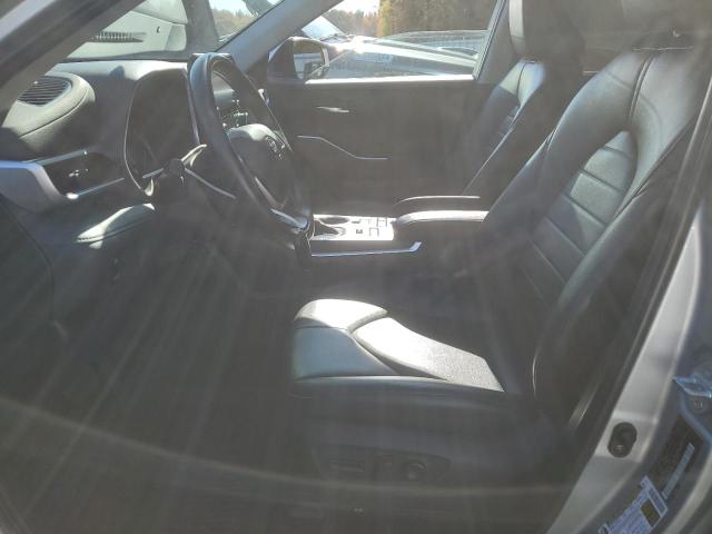 5TDGZRBH6NS563778 - 2022 TOYOTA HIGHLANDER XLE فضي صورة 7