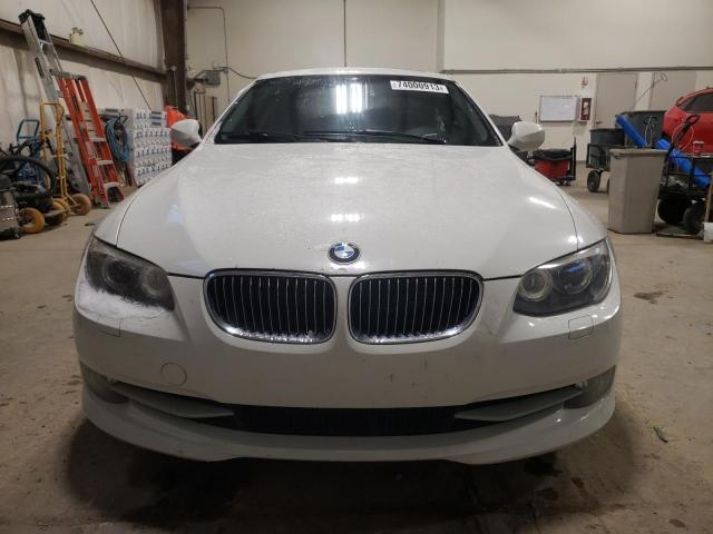 WBAKF3C51BE442840 - 2011 BMW 328 XI WHITE photo 5