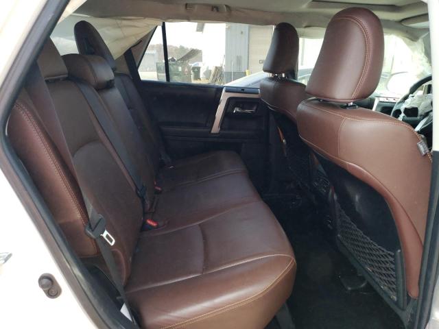 JTEBU5JR8J5543619 - 2018 TOYOTA 4RUNNER SR5/SR5 PREMIUM 白色 照片 11