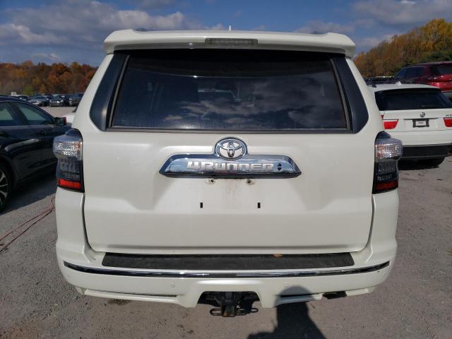 JTEBU5JR8J5543619 - 2018 TOYOTA 4RUNNER SR5/SR5 PREMIUM 白色 照片 6