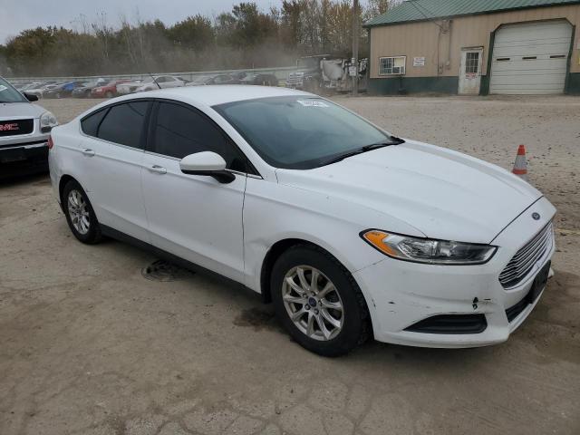 1FA6P0G71G5135922 - 2016 FORD FUSION S WHITE photo 4