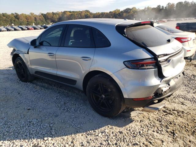 WP1AA2A58LLB04082 - 2020 PORSCHE MACAN SILVER photo 2