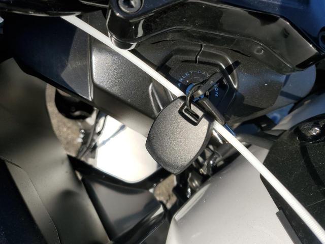 1HD1KH717RB636300 - 2024 HARLEY-DAVIDSON FLTRX 白色 照片 8