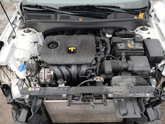 3KPF34AD1PE547015 - 2023 KIA FORTE EX WHITE photo 11