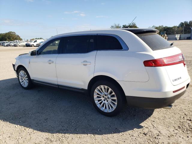 2LMHJ5FR2CBL50056 - 2012 LINCOLN MKT WHITE photo 2