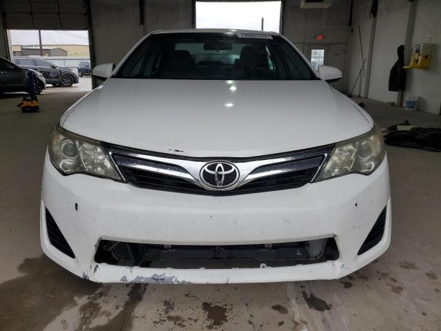 4T4BF1FK0DR312857 - 2013 TOYOTA CAMRY L WHITE photo 5
