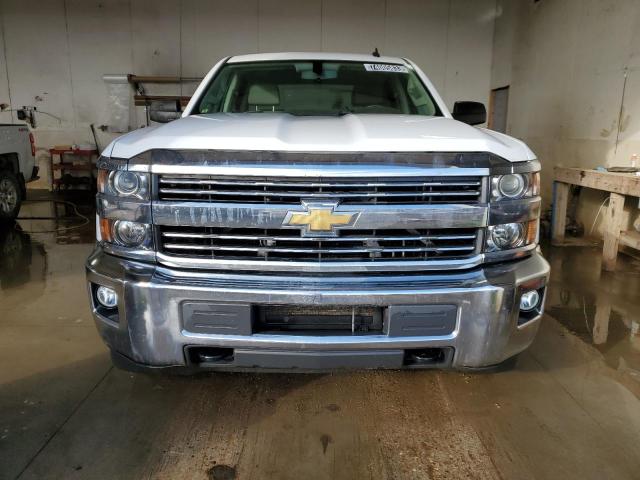 1GC1KVEG1FF150836 - 2015 CHEVROLET SILVERADO K2500 HEAVY DUTY LT WHITE photo 5