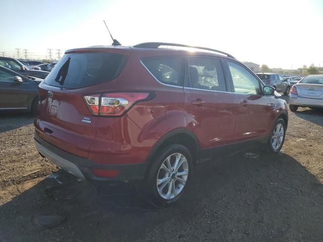 1FMCU0HD3JUD14773 - 2018 FORD ESCAPE SEL RED photo 3