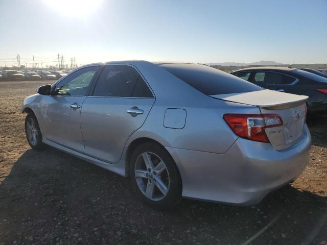 4T1BF1FK8EU414984 - 2014 TOYOTA CAMRY L SILVER photo 2