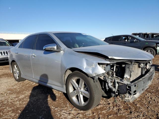 4T1BF1FK8EU414984 - 2014 TOYOTA CAMRY L SILVER photo 4