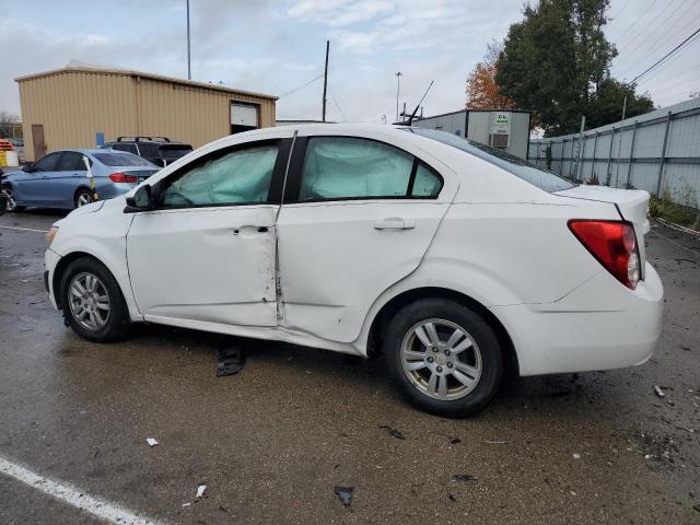 1G1JA5SH5C4118312 - 2012 CHEVROLET SONIC LS WHITE photo 2