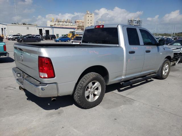 1C6RR6FG4JS234255 - 2018 RAM 1500 ST SILVER photo 3