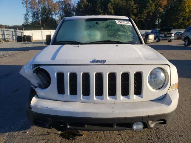 1C4NJPFA0GD599366 - 2016 JEEP PATRIOT LATITUDE WHITE photo 5