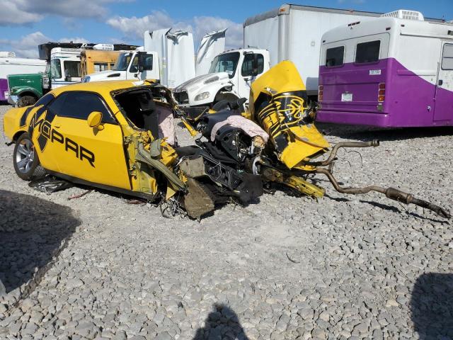 2C3CDZAG3JH112438 - 2018 DODGE CHALLENGER SXT YELLOW photo 4