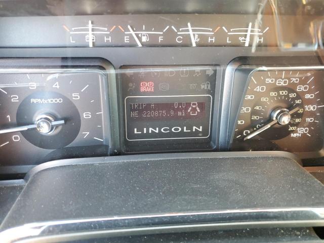 5LMJJ2J5XBEJ00290 - 2011 LINCOLN NAVIGATOR შავი ფოტო 9