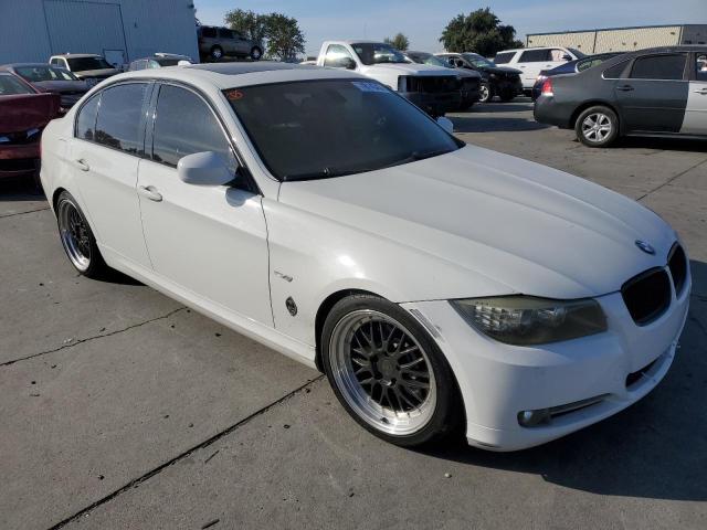 WBAPM73529E191307 - 2009 BMW 335 I WHITE photo 4