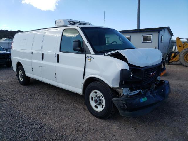 1GTW7BFF8H1141739 - 2017 GMC SAVANA G2500 WHITE photo 4