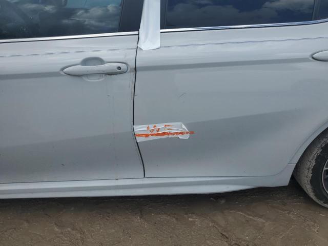 4T1G11AK4PU113014 - 2023 TOYOTA CAMRY SE NIGHT SHADE WHITE photo 12