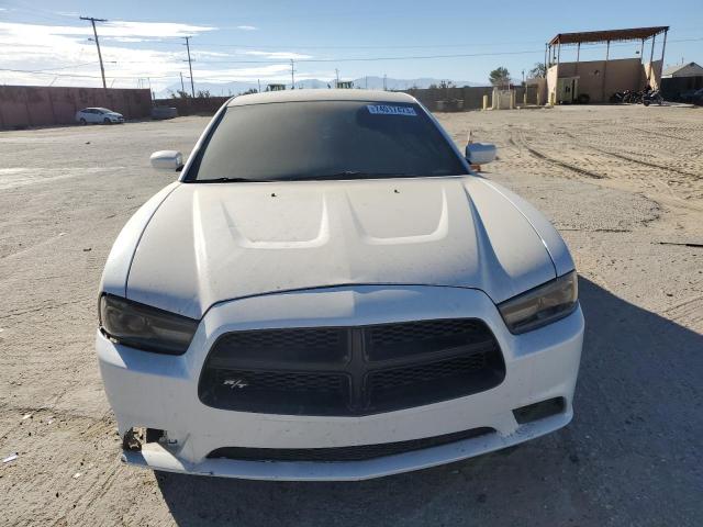 2C3CDXBG3EH309067 - 2014 DODGE CHARGER SE WHITE photo 5